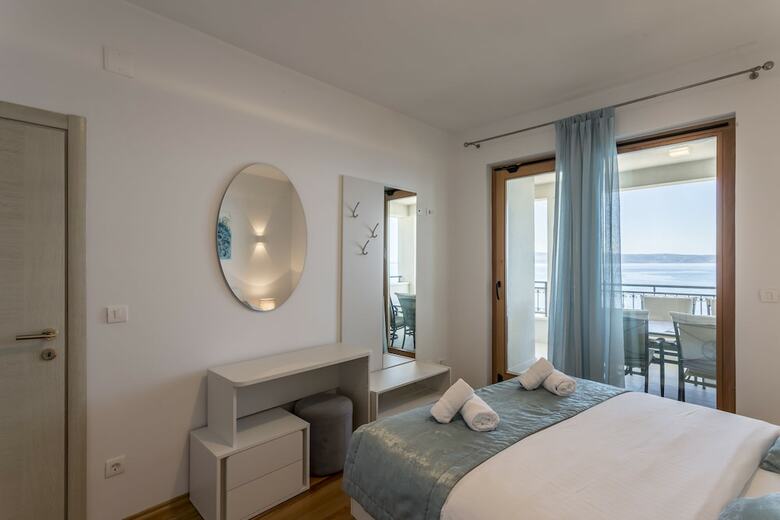 Apartments Lea