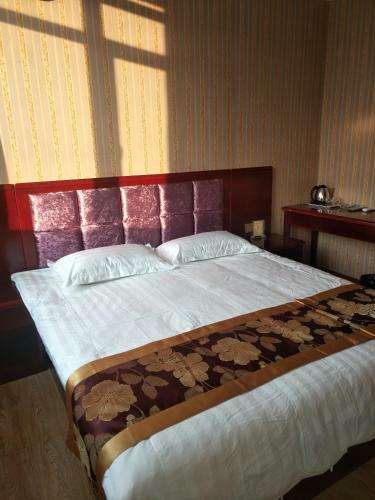 Datong Leto Express Hotel