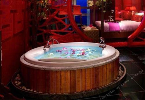 Rose Lover Boutique Theme Hotel