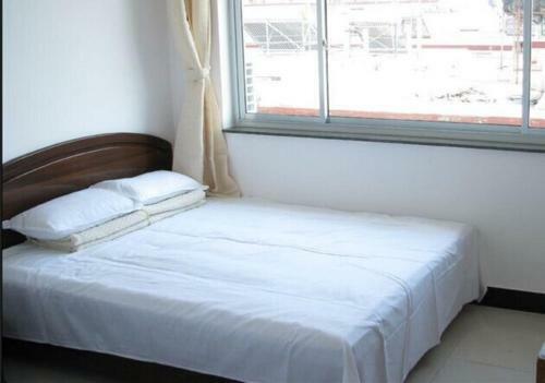 Chengde Mountain Resort Xinyu Apartment