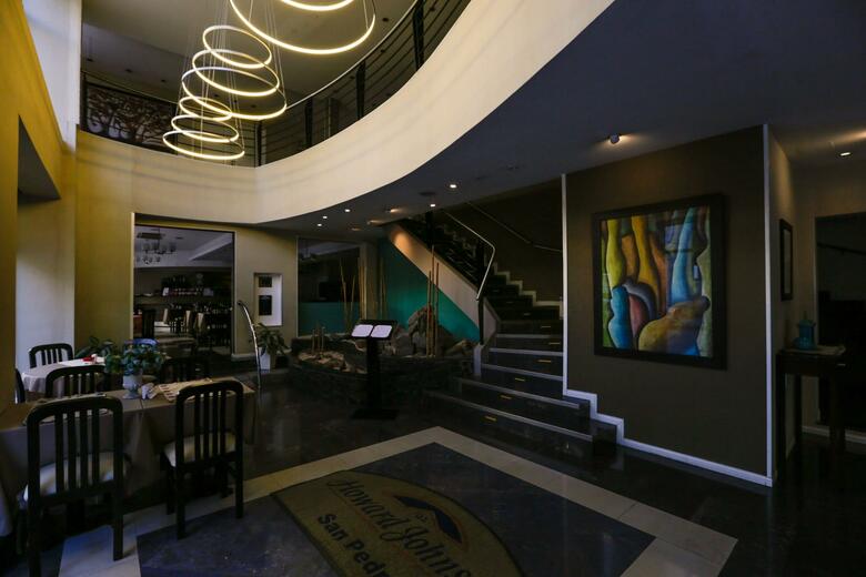 Howard Johnson Hotel & Spa San Pedro