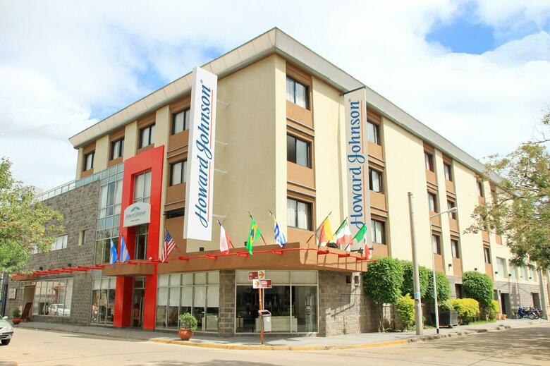 Howard Johnson Hotel & Spa San Pedro