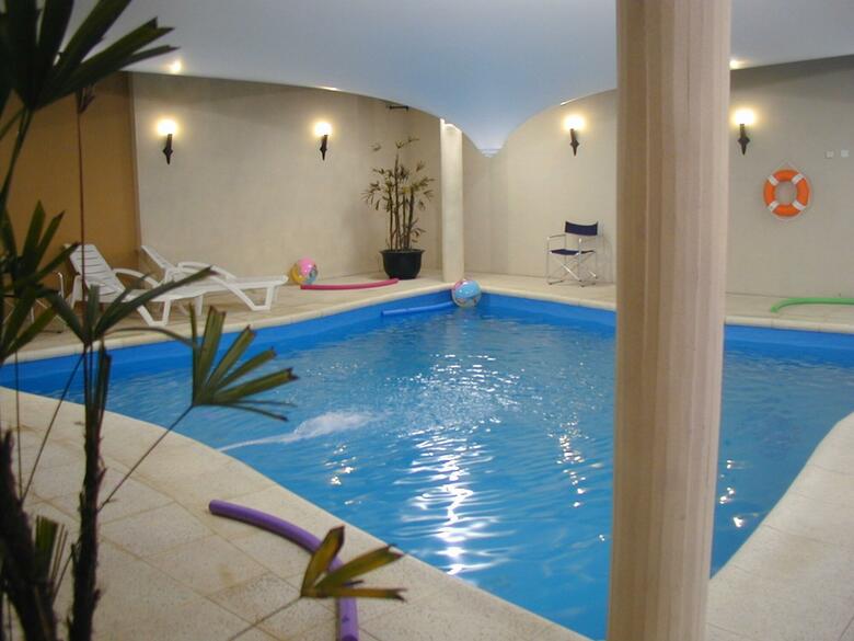 Howard Johnson Hotel & Spa San Pedro