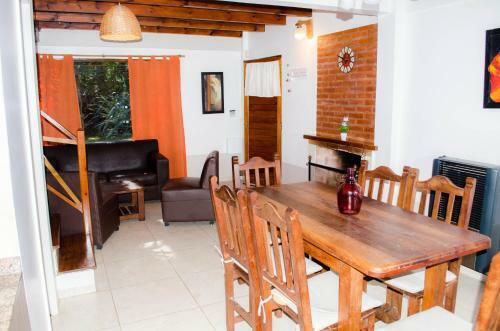 Caba�as Y Apart Utopia