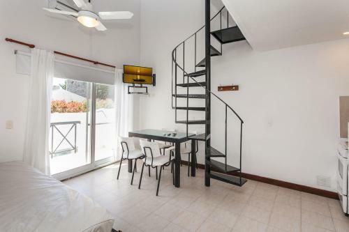 Hotel Colina Blanca Apart