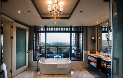 Wuxi Taihu Hotel