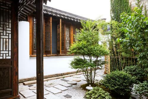 Formoon Boutique Hotel