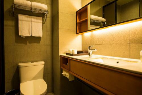 Ji Hotel Xining Da Shi Zi