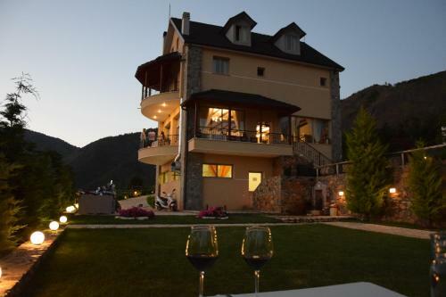 Hotel Sofra E Shpatit