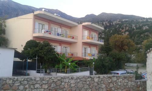 Oasis Drymades Hotel