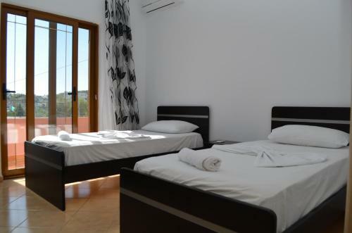 Doni Apartments