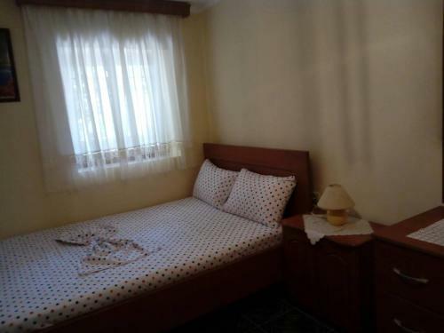 Gogo's Sea Side Apartment
