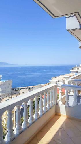 Hostal Saranda Rooms