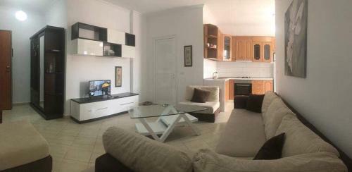 Joni Apartment