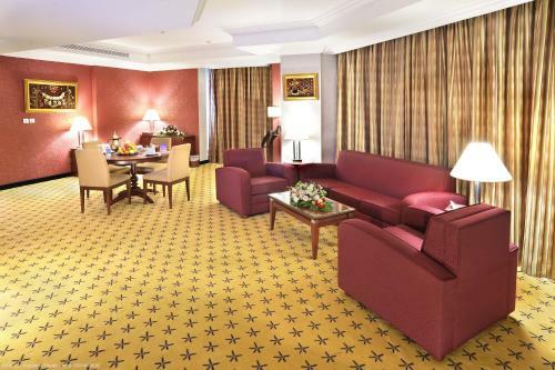 Leader Al Muna Kareem Hotel