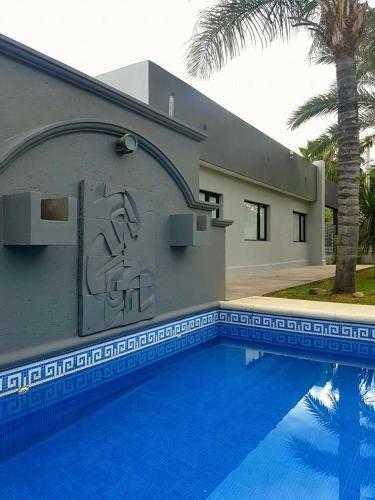 Reina Mora Hotel