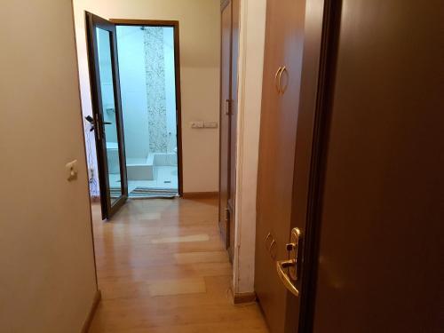 Apartment On Hanrapetutyan 71