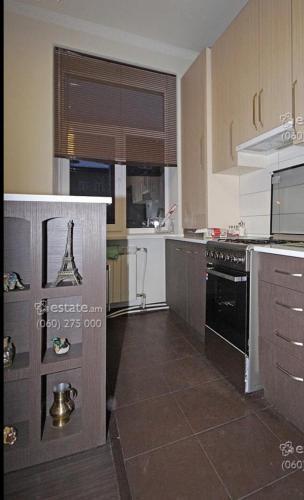 Apartment On Hanrapetutyan 71