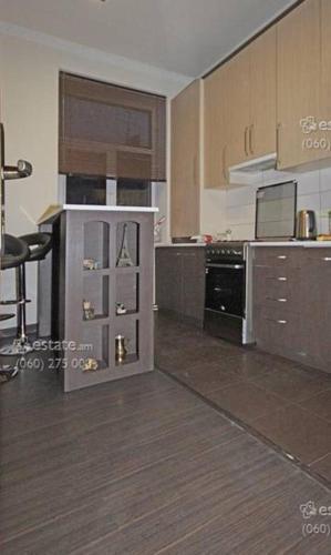 Apartment On Hanrapetutyan 71