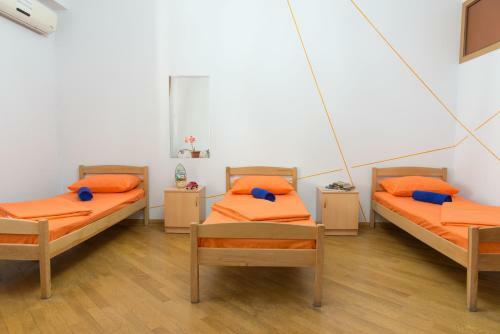 Umba Hostel & Tours
