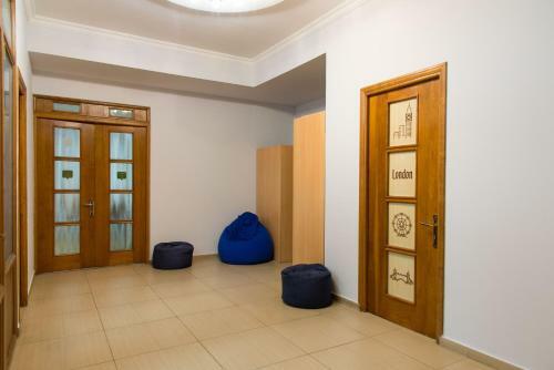 Umba Hostel & Tours