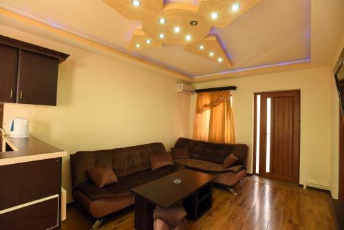 Hotel Golden Eagle