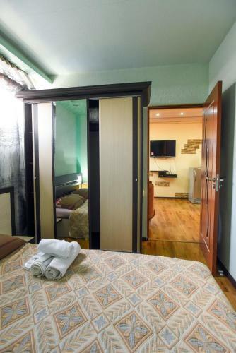 Hotel Golden Eagle