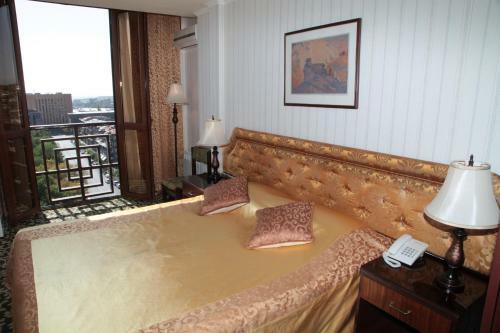 Shirak Hotel