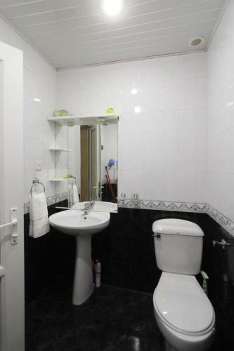 Saryan Street Studio Apartment