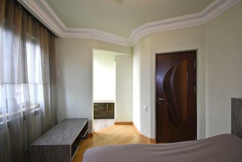 Angel Apartments