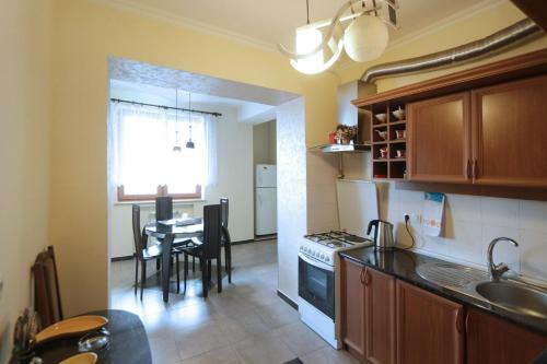 Luxury Apartments In Center