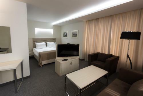 Hrazdan Hotel