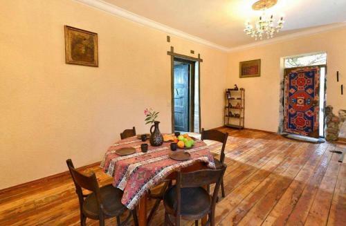 Bed & Breakfast Master's House Dayan