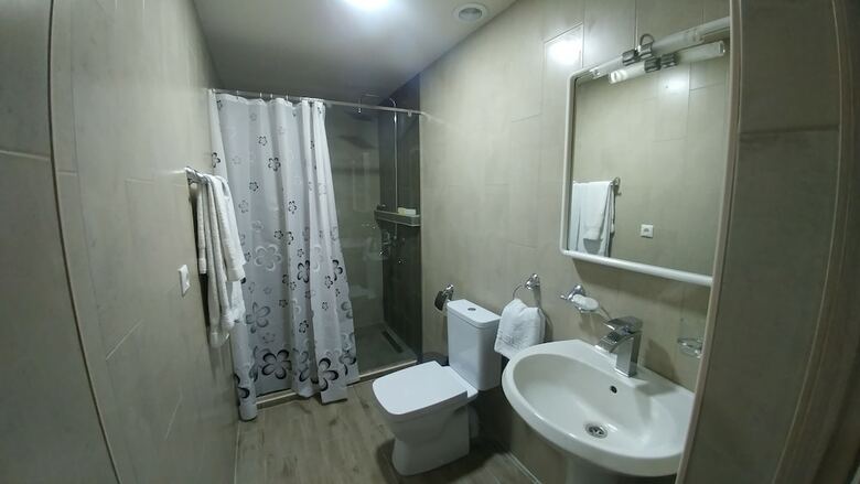 Aparthotel Cross Apartments And Tours