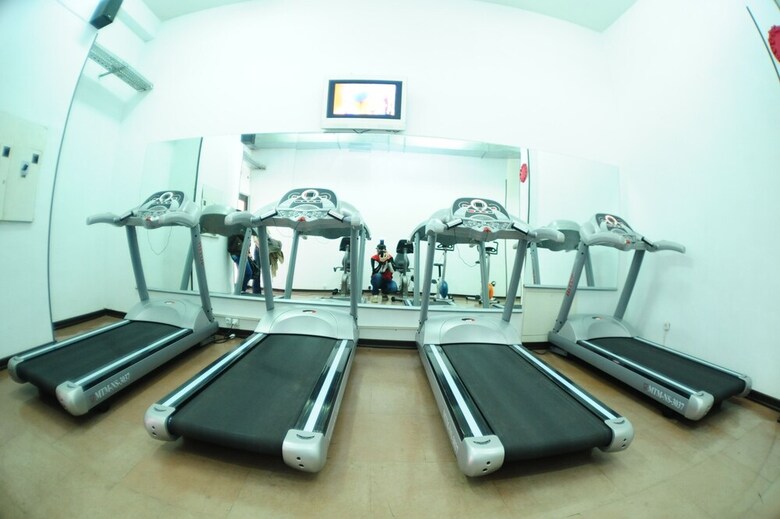 Aparthotel Cross Apartments And Tours