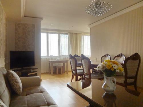 Apartment On Vagharshyan 3