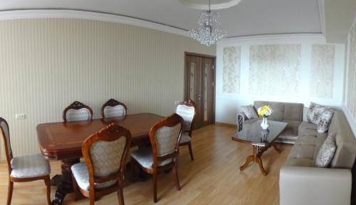 Apartment On Vagharshyan 3