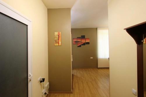 Apartment Near Ani Plaza Hotel