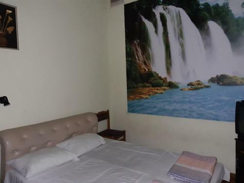 Republic Square Hostel And Tours
