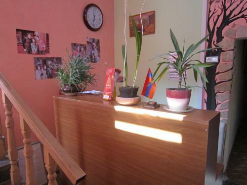 Republic Square Hostel And Tours
