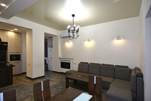 Freedom Apartment On Nalbandyan Street