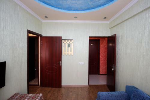 Planet Hotel