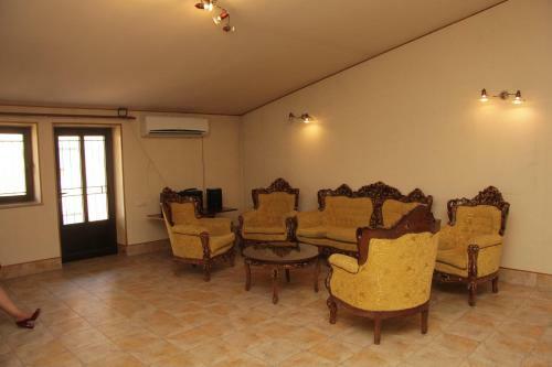 Rafael Hostel