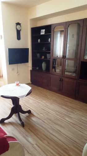 Apartment At Republic Square