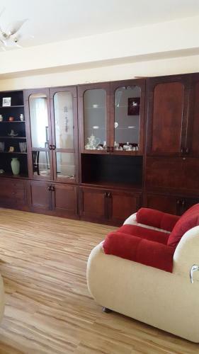 Apartment At Republic Square