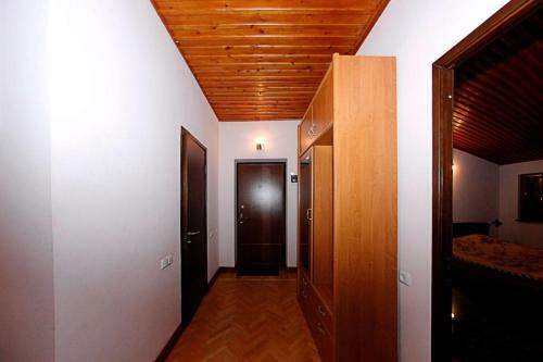 Samuel Apartment