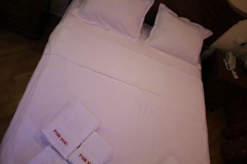 Hotel For You