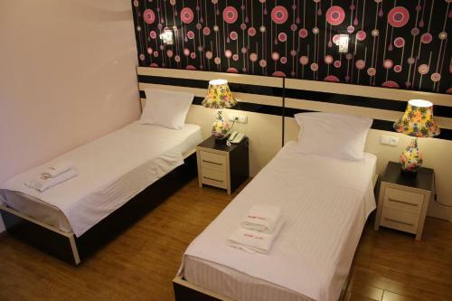 Hotel For You