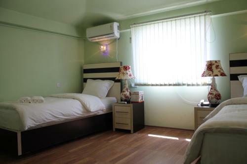 Hotel For You