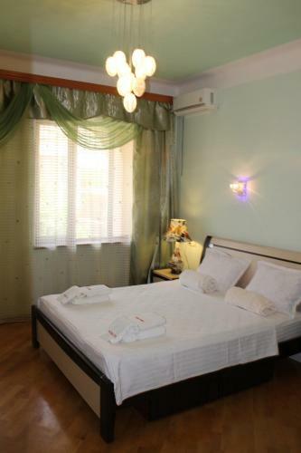 Hotel For You